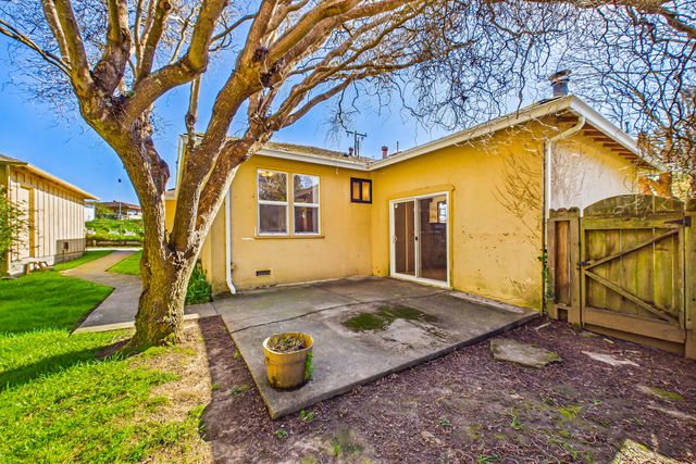 1754 Virginia Way, Arcata, CA 95521