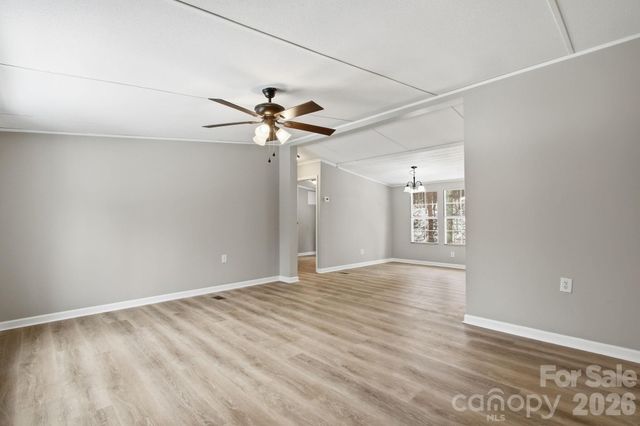 517 Ridgeway Place SW, Lenoir, NC 26845