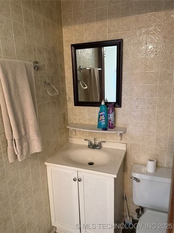 1306 McLish, Ardmore, OK 73401