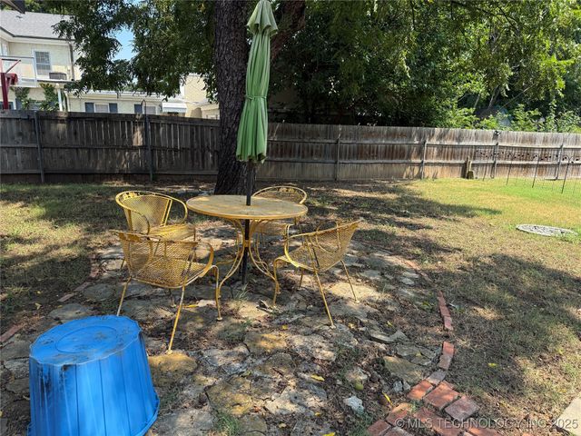 1306 McLish, Ardmore, OK 73401