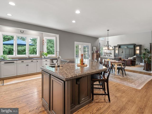 1285 OLD WOODS RD, West Chester, PA 19382