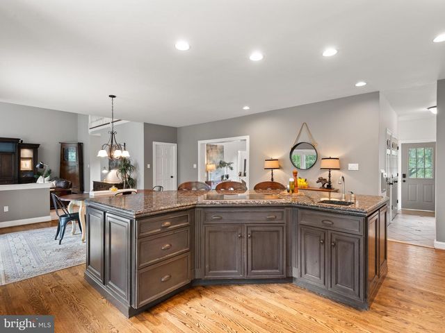 1285 OLD WOODS RD, West Chester, PA 19382
