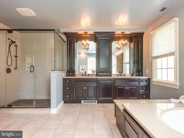 1285 OLD WOODS RD, West Chester, PA 19382