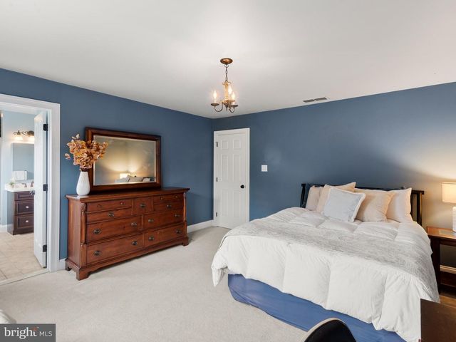 1285 OLD WOODS RD, West Chester, PA 19382