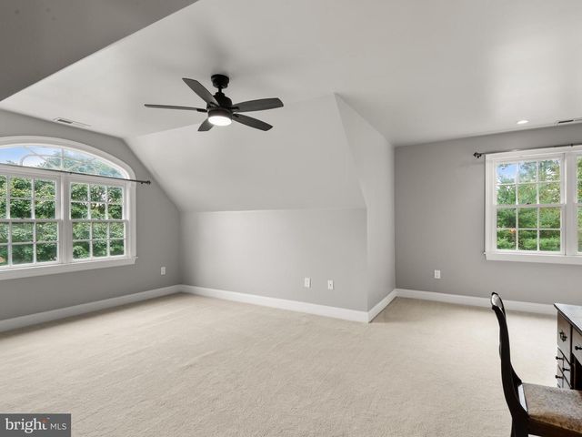 1285 OLD WOODS RD, West Chester, PA 19382