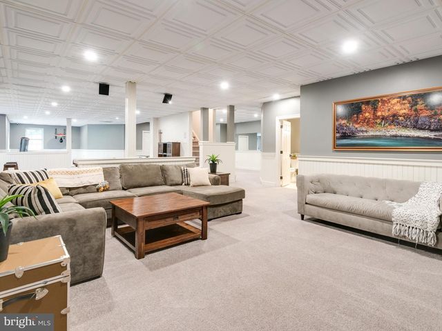 1285 OLD WOODS RD, West Chester, PA 19382