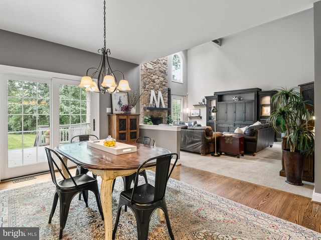 1285 OLD WOODS RD, West Chester, PA 19382