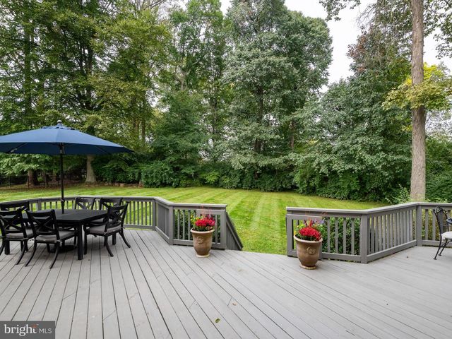 1285 OLD WOODS RD, West Chester, PA 19382