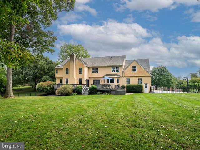 1285 OLD WOODS RD, West Chester, PA 19382