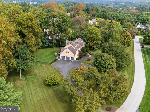 1285 OLD WOODS RD, West Chester, PA 19382