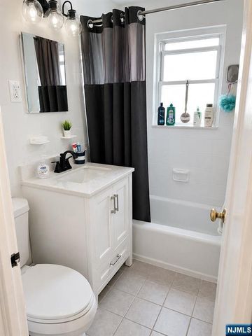 3-11 Pickett Place, Fair Lawn, NJ 07410