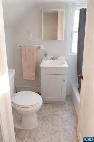 3-11 Pickett Place, Fair Lawn, NJ 07410