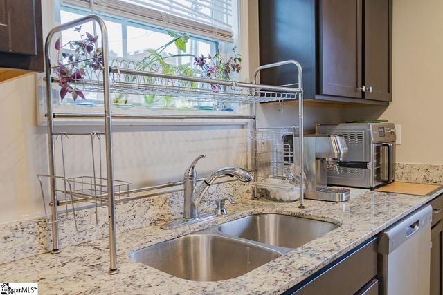 549 N Forest Street, Spartanburg, SC 29303