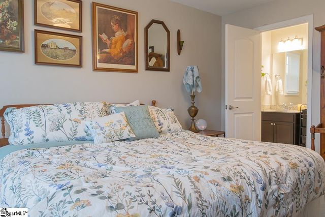 549 N Forest Street, Spartanburg, SC 29303