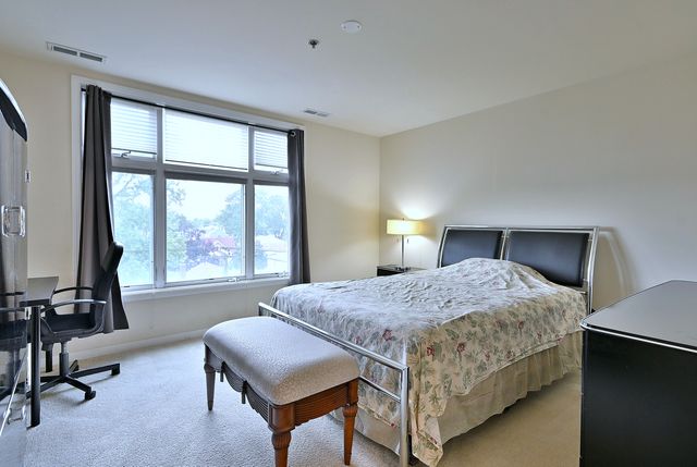 1930 N Harlem Avenue 402, Elmwood Park, IL 60707