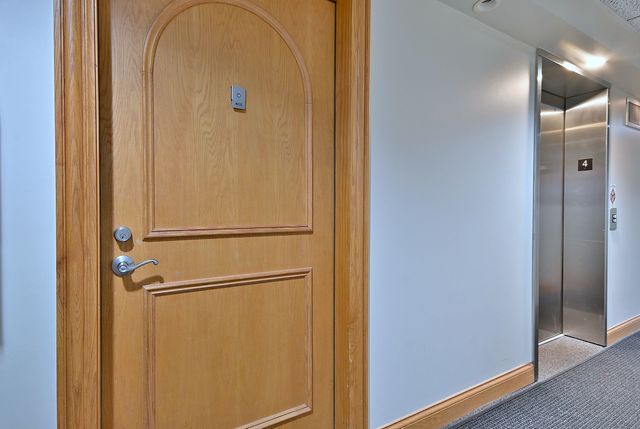 1930 N Harlem Avenue 402, Elmwood Park, IL 60707