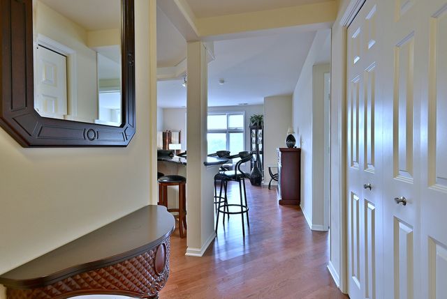 1930 N Harlem Avenue 402, Elmwood Park, IL 60707