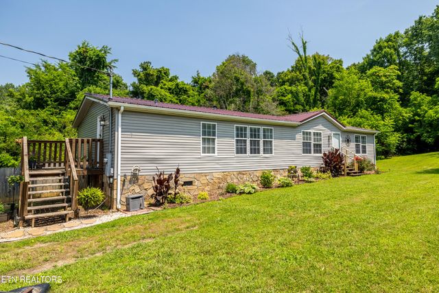 1506 Moyers St, White Pine, TN 37890