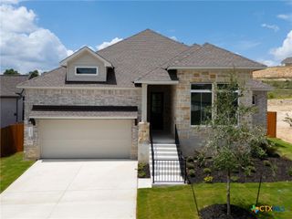 1823 Weinnacht, New Braunfels, TX 78132