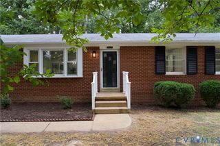 8005 Wynbrook Ln, Hanover, VA 23111