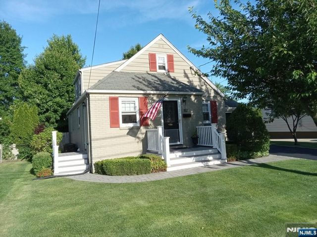 82 2nd Street, North Arlington, NJ 07031