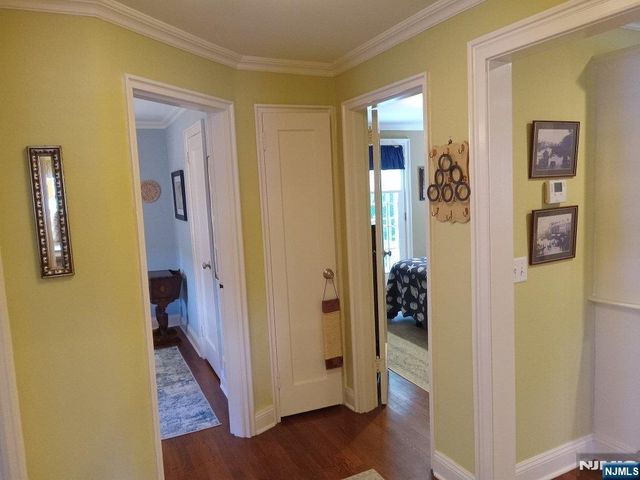 82 2nd Street, North Arlington, NJ 07031