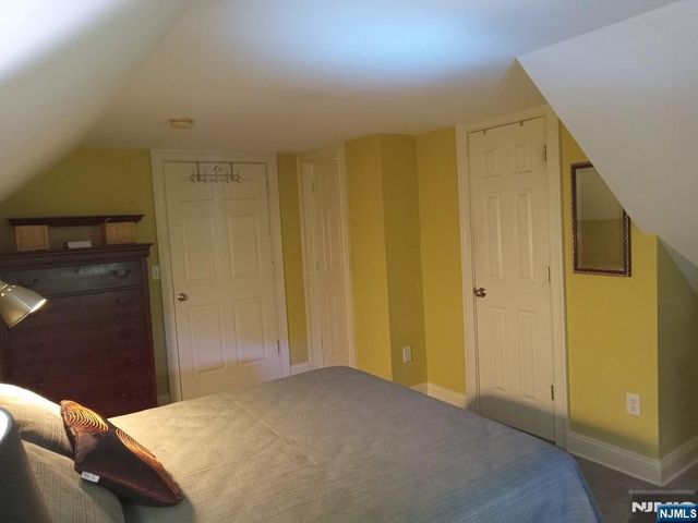 82 2nd Street, North Arlington, NJ 07031