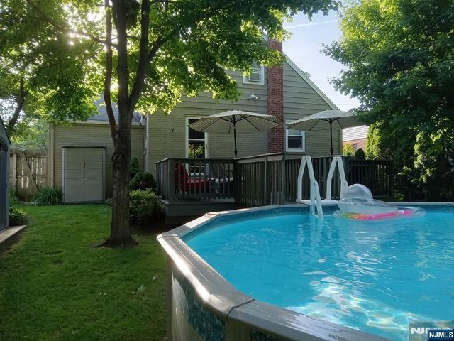 82 2nd Street, North Arlington, NJ 07031