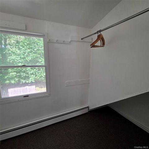45 Christian Avenue, Setauket, NY 11733