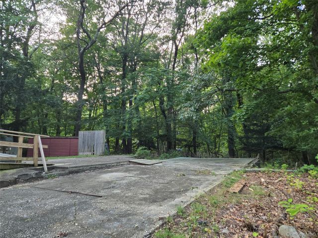 45 Christian Avenue, Setauket, NY 11733