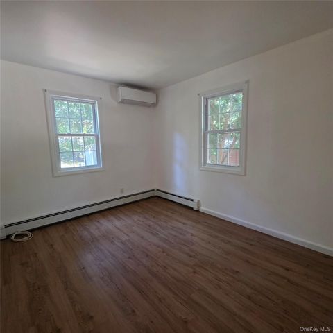 45 Christian Avenue, Setauket, NY 11733