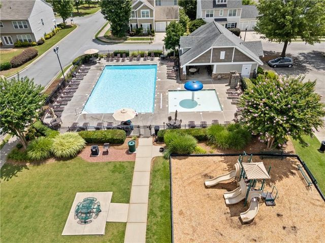 922 Gardenia Curve, Canton, GA 30114