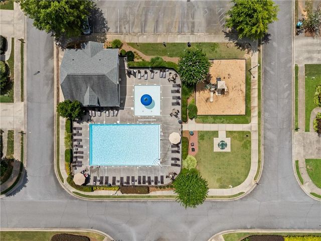 922 Gardenia Curve, Canton, GA 30114