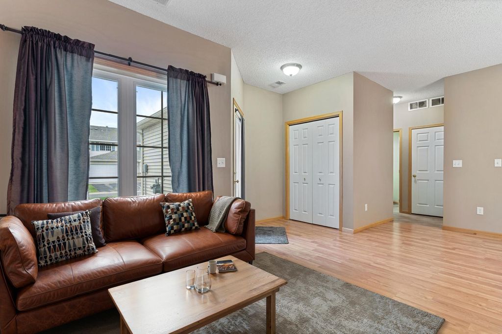 1520 Praha Street SE, New Prague, MN 56071 — exterior