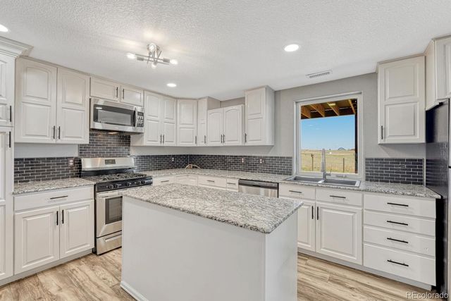 1799 Appaloosa Trail, Elizabeth, CO 80107