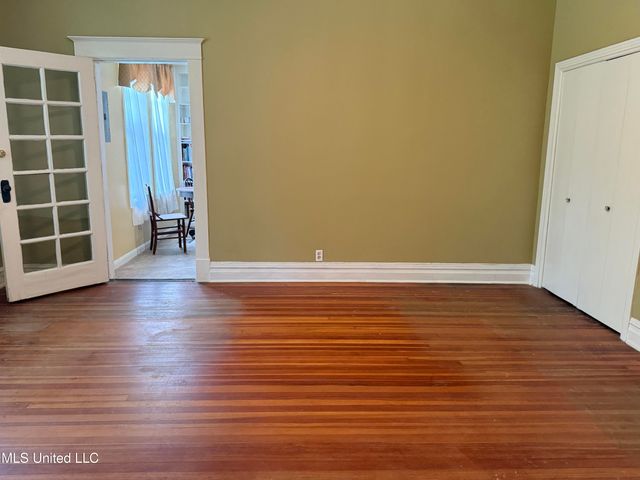 1303 River Road, Greenwood, MS 38930
