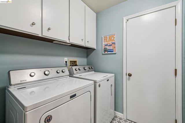 3300 Southridge Dr, Richmond, CA 94806