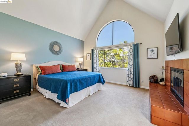 3300 Southridge Dr, Richmond, CA 94806
