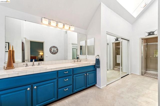 3300 Southridge Dr, Richmond, CA 94806