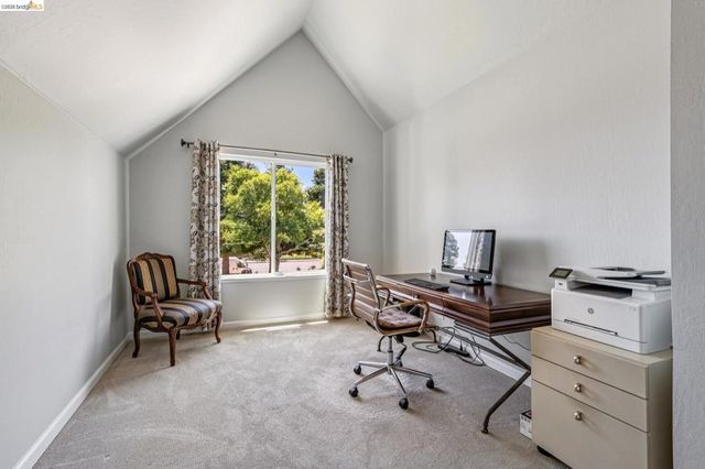 3300 Southridge Dr, Richmond, CA 94806