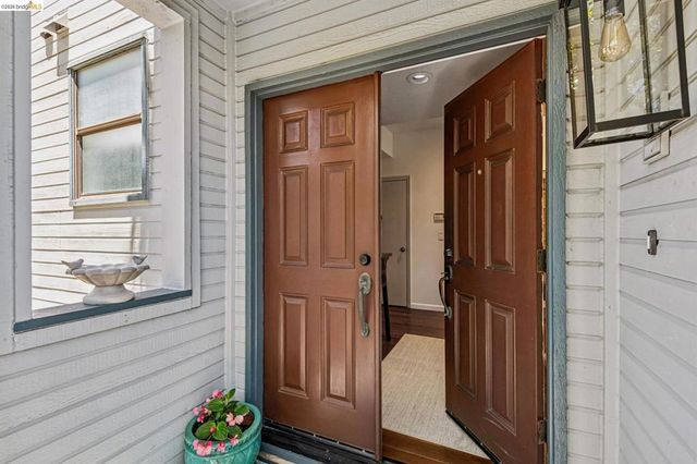 3300 Southridge Dr, Richmond, CA 94806