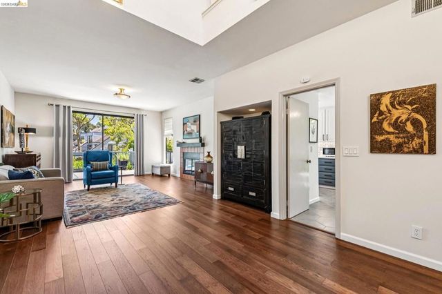 3300 Southridge Dr, Richmond, CA 94806