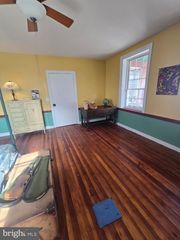 229 N LINDEN AVENUE # 1, Greencastle, PA 17225