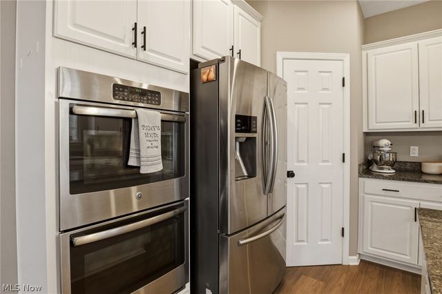 32895 Rebecca Lane, Avon Lake, OH 44012