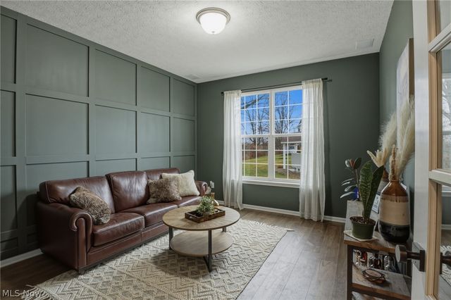 32895 Rebecca Lane, Avon Lake, OH 44012