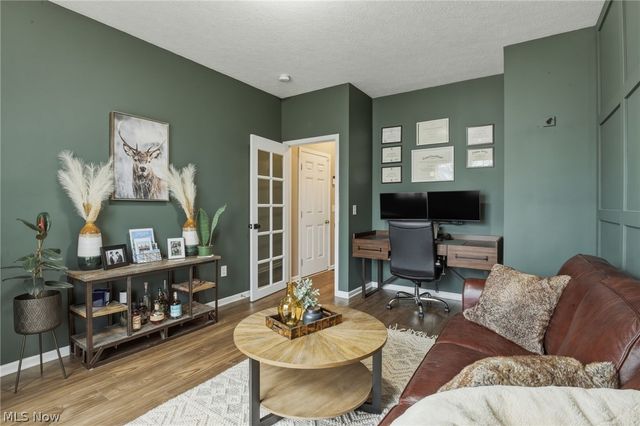 32895 Rebecca Lane, Avon Lake, OH 44012