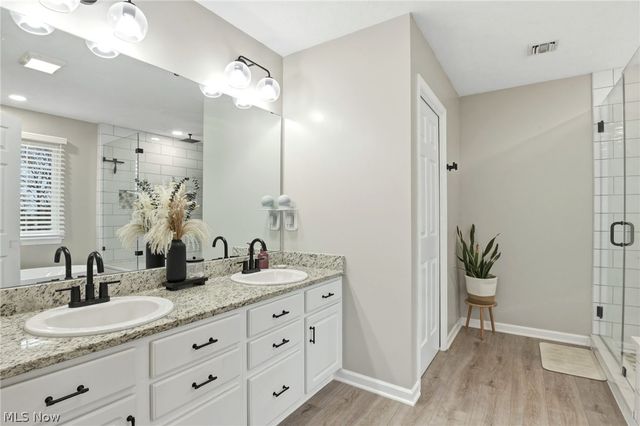 32895 Rebecca Lane, Avon Lake, OH 44012