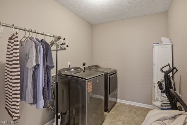 32895 Rebecca Lane, Avon Lake, OH 44012