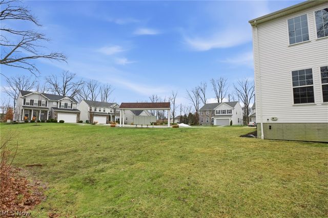 32895 Rebecca Lane, Avon Lake, OH 44012