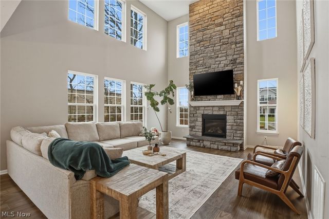 32895 Rebecca Lane, Avon Lake, OH 44012
